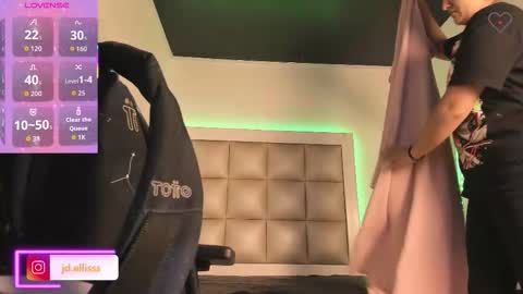 juliana_js_ online show from 09.29.25