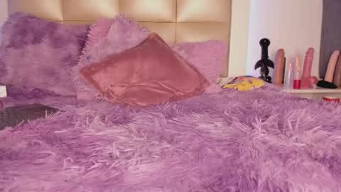 juliana_js_ online show from 11.07.25