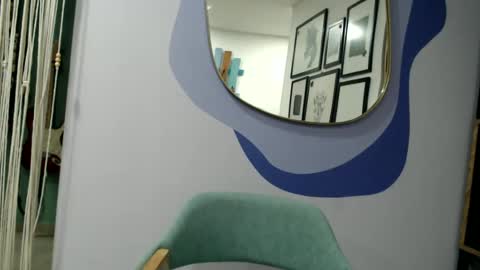 Snapshot of juliana_news chatting on 03.04.25 juliana_news online show from 03.04.25