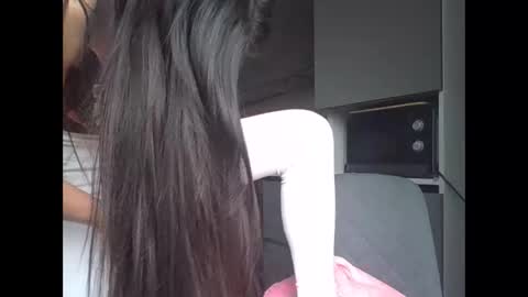 Snapshot of julianagold1 chatting on 12.17.24 julianagold1 online show from 12.17.24