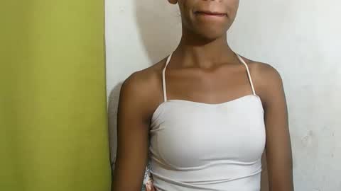 Snapshot of julianahsexy27 chatting on 03.05.26 Nathie online show from 03.05.26