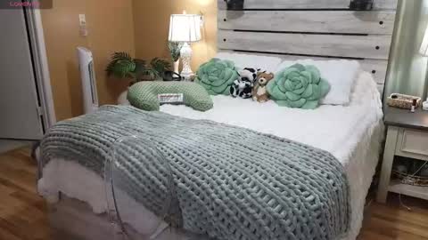 Snapshot of julianaxxxrose chatting on 03.07.26 Texas Mamasita online show from 03.07.26