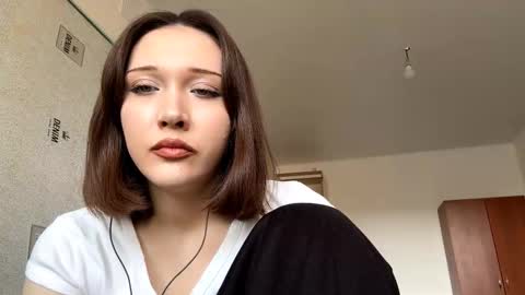 Kira online show from 03.15.26