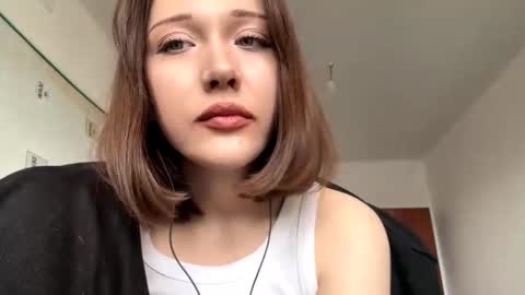 Kira online show from 03.17.26