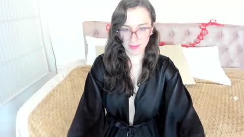 Julianne online show from 02.15.25