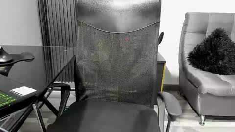 Snapshot of juliansexxx16 chatting on 03.04.25 Julian online show from 03.04.25