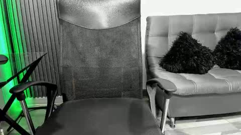 Snapshot of juliansexxx16 chatting on 11.06.25 Julian online show from 11.06.25