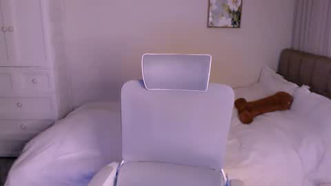 juliarichards online show from 09.13.25