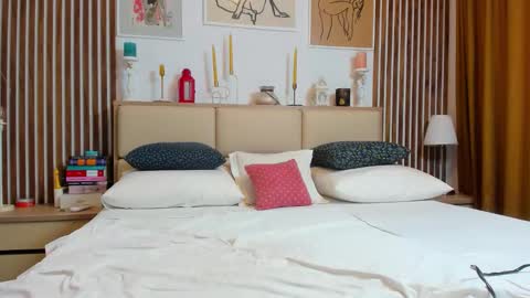 Julia online show from 02.21.26