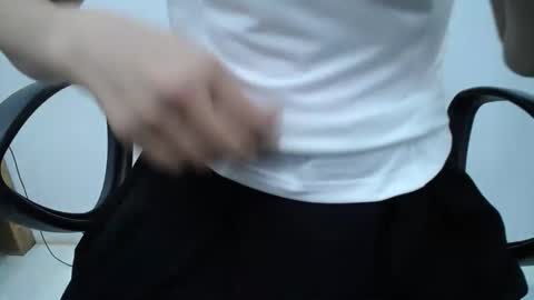 julie9x online show from 05.18.26