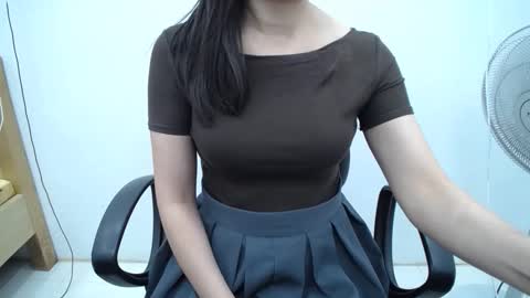 julie9x online show from 05.28.26