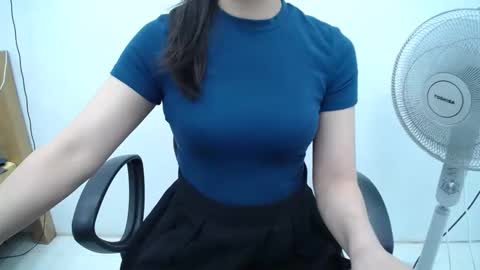 julie9x online show from 06.07.26