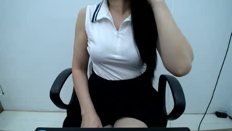 julie9x online show from 07.19.26