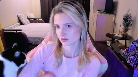 Julie online show from 11.29.25