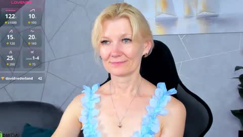 Snapshot of julie_lucasss chatting on 08.01.26 Julie Lucasss online show from 08.01.26
