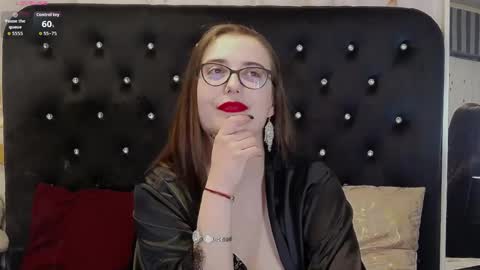 Snapshot of julieannx chatting on 05.21.26 Julia online show from 05.21.26