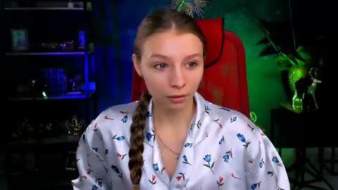 juliedaniel online show from 04.30.26