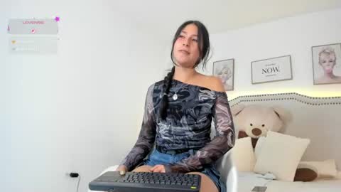 juliee_ross online show from 07.06.26