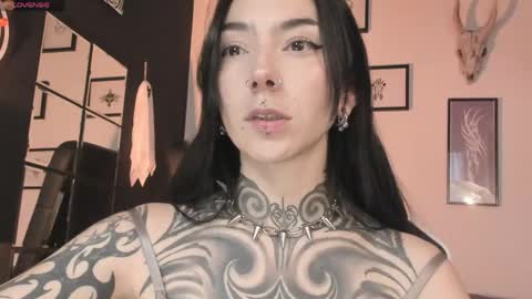 juliet_sourire online show from 05.13.26