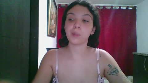 Snapshot of julieta969028 chatting on 08.10.26 Nati online show from 08.10.26