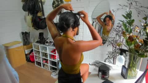 Juli online show from 05.02.26