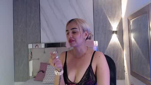 julieta__fox_ online show from 06.22.26
