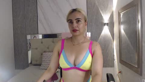 julieta__fox_ online show from 06.23.26