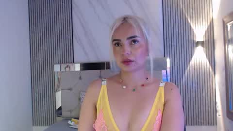 julieta__fox_ online show from 07.13.26