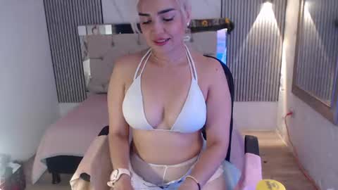 julieta__fox_ online show from 07.14.26