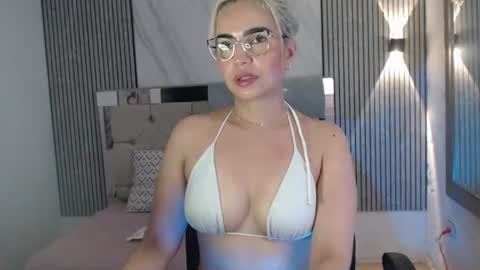 julieta__fox_ online show from 07.28.26