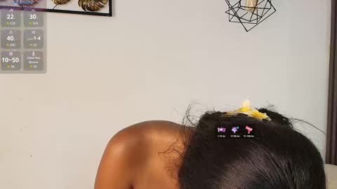 Juli online show from 10.30.25