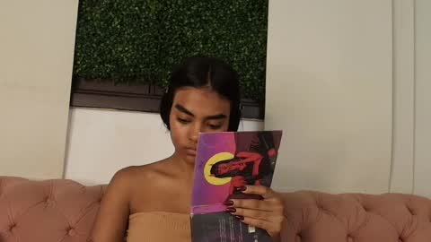 Juli online show from 04.22.26