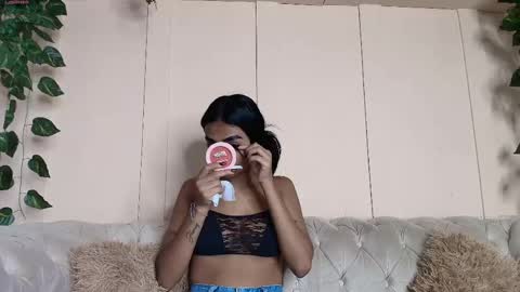 Juli online show from 04.28.26