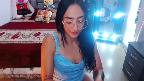 Snapshot of julieta_art1 chatting on 03.09.25 julieta art1 online show from 03.09.25