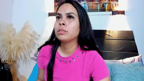 Snapshot of julieta_coopeer_ chatting on 09.30.25 Julieta online show from 09.30.25