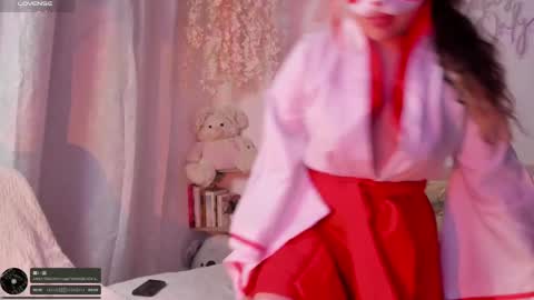 Juli  online show from 03.07.25