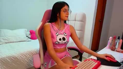 julieta_rose19 online show from 11.03.25