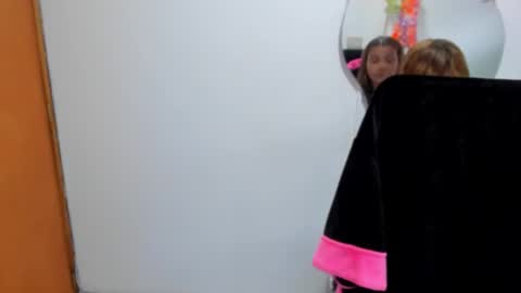 Snapshot of julieta_star69 chatting on 11.03.25 julieta_star69 online show from 11.03.25