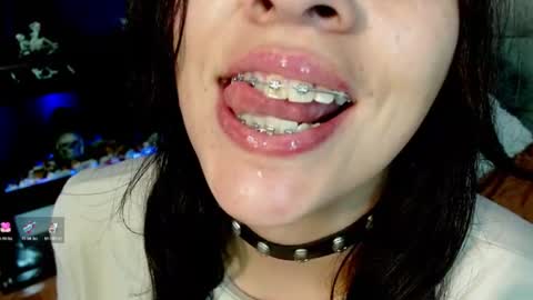    online show from 07.05.26