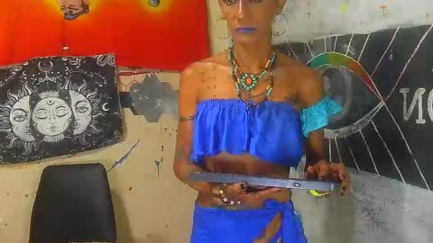 Snapshot of julieth_wolf chatting on 11.15.25 Julieth Wolf online show from 11.15.25