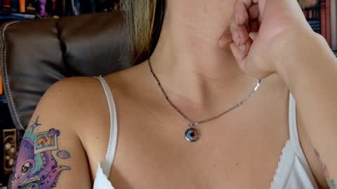 Snapshot of julietta__jackson chatting on 01.11.25 Julietta Jackson online show from 01.11.25