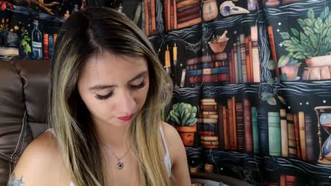 Snapshot of julietta__jackson chatting on 01.11.25 Julietta Jackson online show from 01.11.25