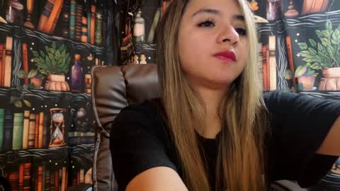 Snapshot of julietta__jackson chatting on 01.19.25 Julietta Jackson online show from 01.19.25