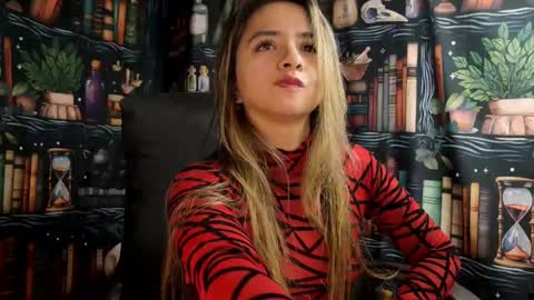 Snapshot of julietta__jackson chatting on 02.13.25 Julietta Jackson online show from 02.13.25