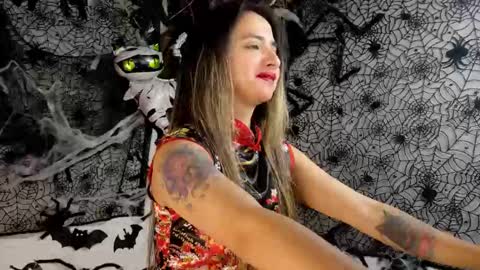 Snapshot of julietta__jackson chatting on 10.18.25 Julietta Jackson online show from 10.18.25