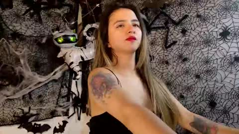 Snapshot of julietta__jackson chatting on 10.20.25 Julietta Jackson online show from 10.20.25