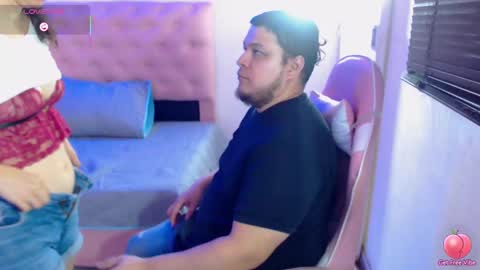 Snapshot of julietta_max chatting on 11.13.25 julietta max online show from 11.13.25