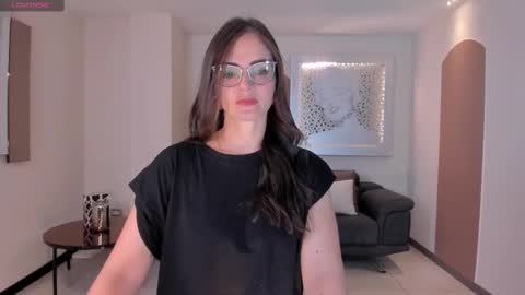JULIETTA online show from 03.05.25
