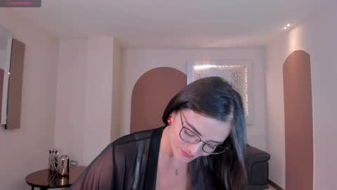 JULIETTA online show from 03.05.25