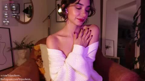 Snapshot of juliette_dee chatting on 02.10.25 Juliette Dee online show from 02.10.25